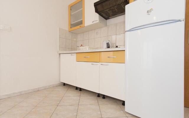 Apartments Zoran - beach 400m