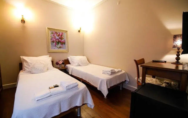 Biz Otel
