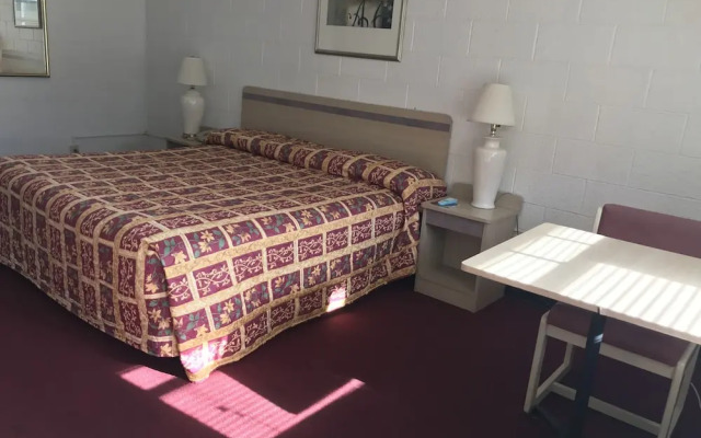 Superlodge Motel