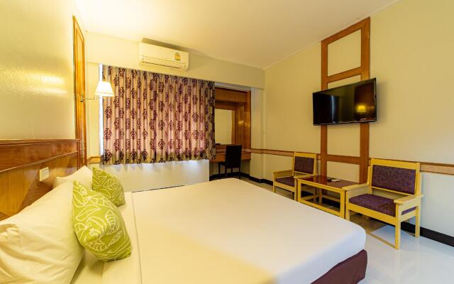 The Holidays Hill betong