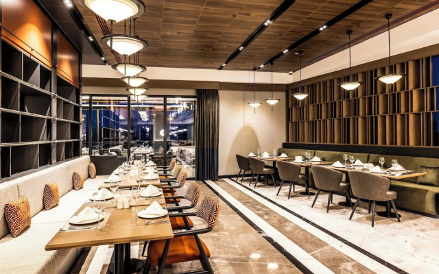 Golden Tulip Gebkim Kocaeli