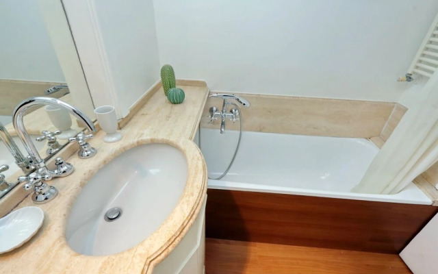 Borghese Apartment - My Extra Home