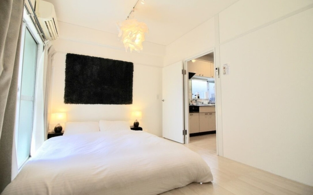 Aki Building 202,301