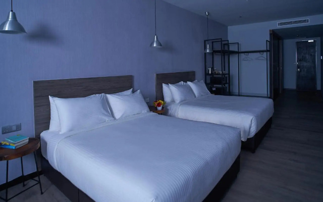 Urban H Hotel