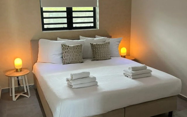 No5 Mambo Apartment