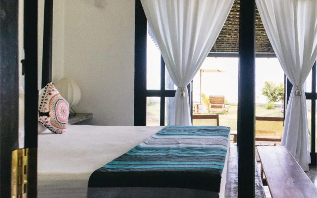 Poya Villa Ahangama by Sunsessions