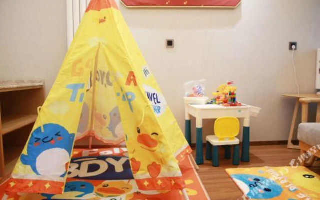 Spring Yingxiang Sky Garden Hotel (Beijing Tiananmen Wangfujing Branch)