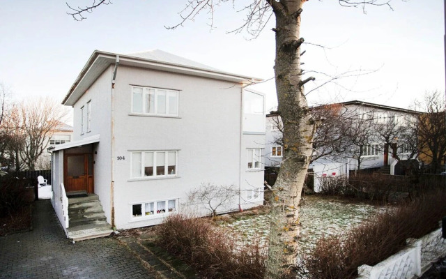 Hringbraut 104