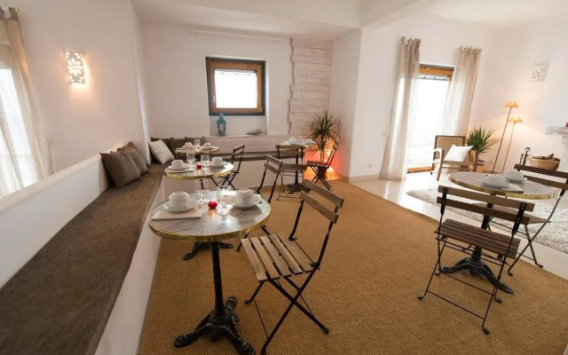 Laneez Ericeira Surf House - Hostel