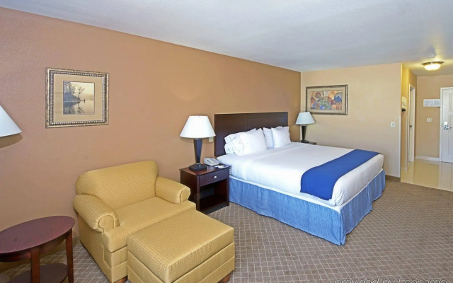 Holiday Inn Express & Suites Tucson by IHG