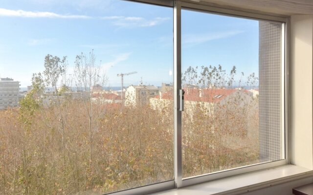 Apartment with 3 Bedrooms in Espinho, with Wonderful Sea View - 900 M From the Beach
