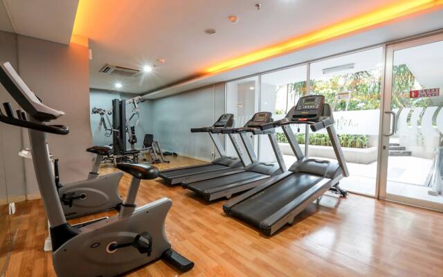 Oyo 129 Bassura City Apartment