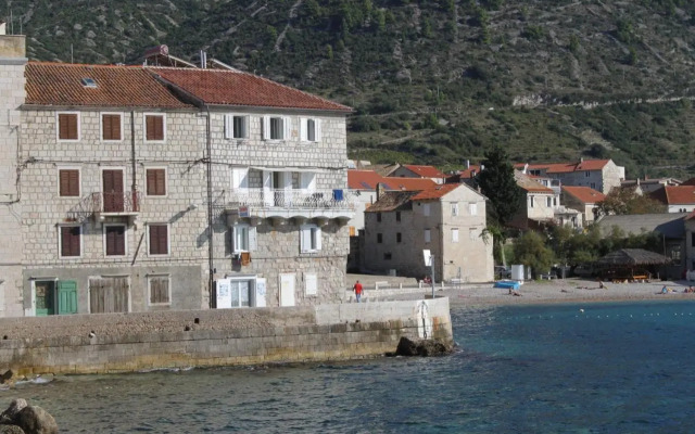 Apartments and rooms by the sea Komiza, Vis - 2431