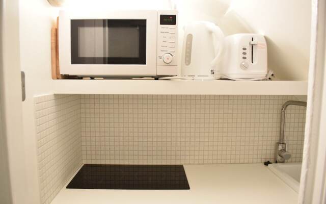 Studio Apartment in Kensal Green