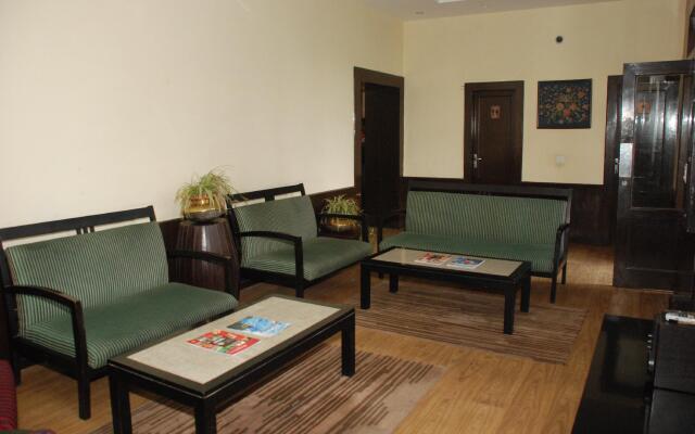 Alasia Hotel