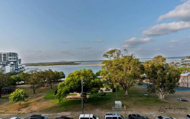 SALTWATER CALM@ The Cosmopolitan Unit 10508