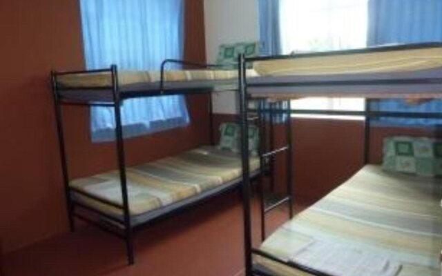 B&B Inn - Hostel