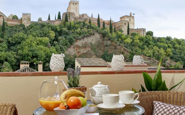 Alhambra Penthouse 2 Private Terraces Parking Free