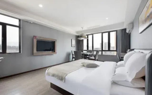 Chongqing Shengge Hotel (Qijiang Wanda Plaza Branch)