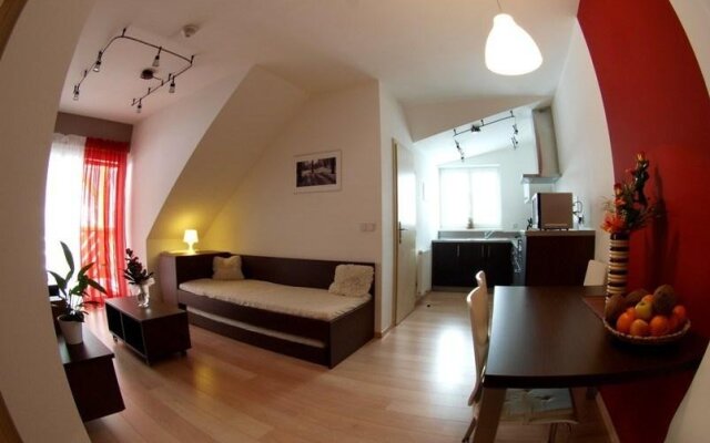 Penzion a restaurace Sklář