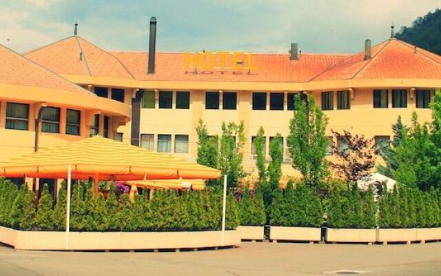 Hotel Porte D'octodure