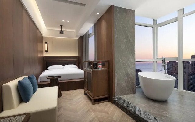 Days Hotel By Wyndham Weihai Huoju Eight Street