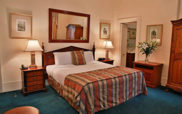 Manor Boutique Hotel