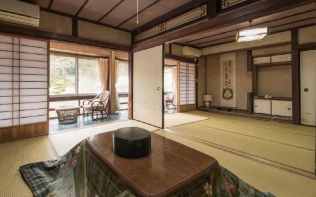 Izumiya Ryokan