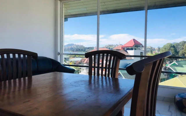 Vista Rooms Lake View 2