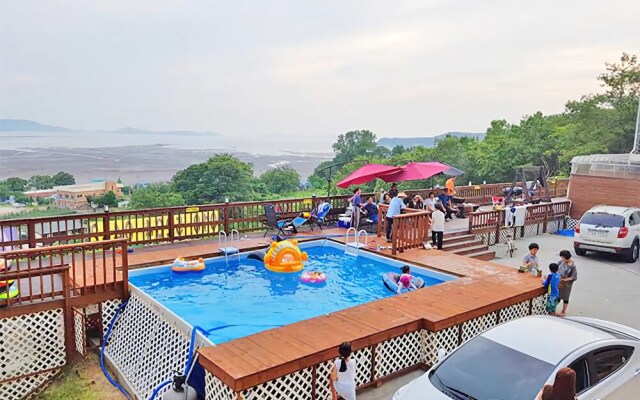 Ganghwa Hill Mare Pension
