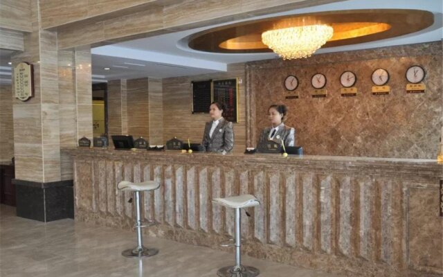 Golden Beach Hotel