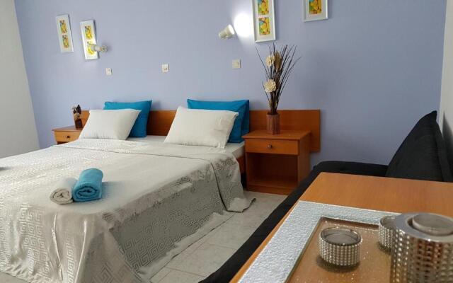 Pyrgos Hotel Apartments