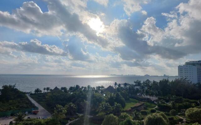 Beach Vacation Full Apartment Cancun