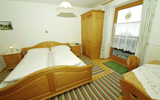 Modern Apartment in Strass im Zillertal Near Ski Slopes