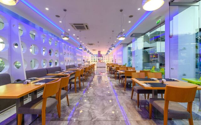 River Rock Hotel