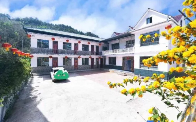 Maiji Mountain Xiyuan Pavilion Homestay