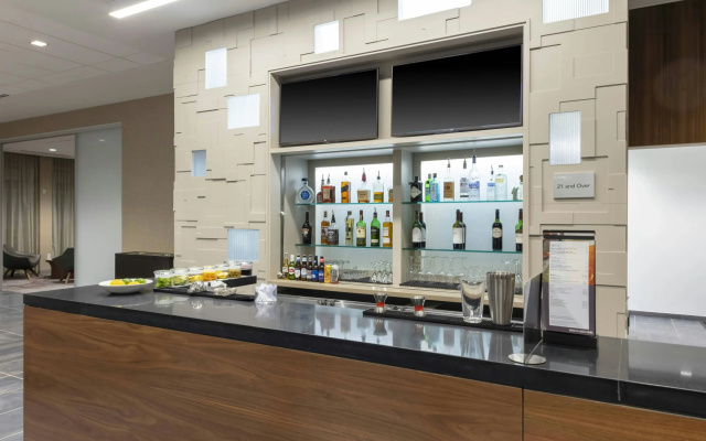Courtyard by Marriott Indianapolis West - Speedway