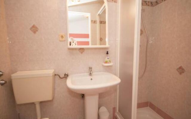 Rooms Nadica