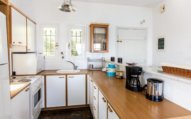 Seaside maisonette in Kiveri, near Nafplion.