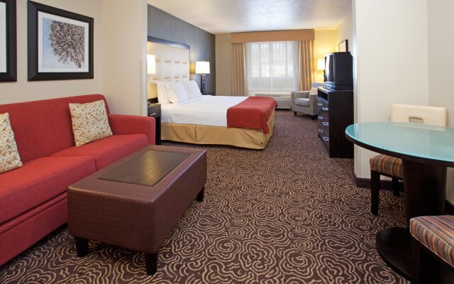 Holiday Inn Express & Suites Ogden, an IHG Hotel