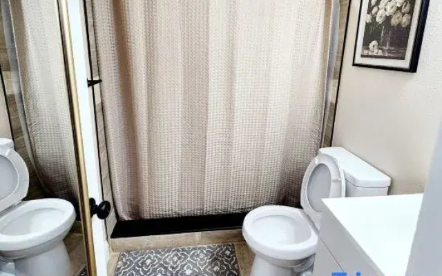 Toria Suites 920