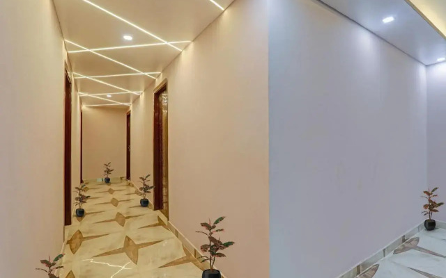 Collection O 90895 Hotel The Palacio - Govind Nagar