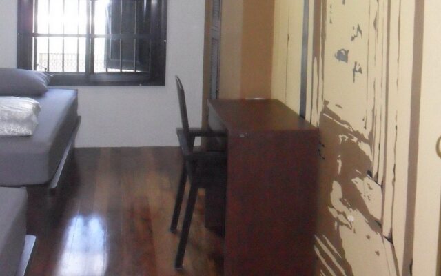 Sunny Hostel Phuket