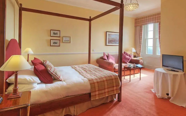 Chirnside Hall Hotel