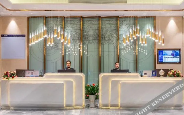 Rezen Yunman Hotel