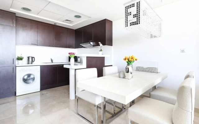 Stylish and Light Studio in Difc!
