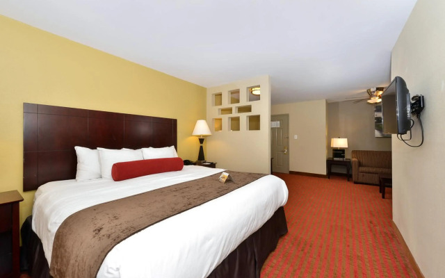 Quality Suites Nashville Airport