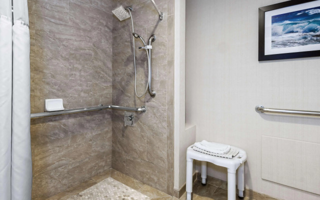 Best Western Plus Carpinteria Inn