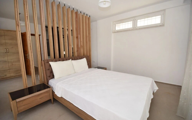 Villa Nail by Helaltatilvillari