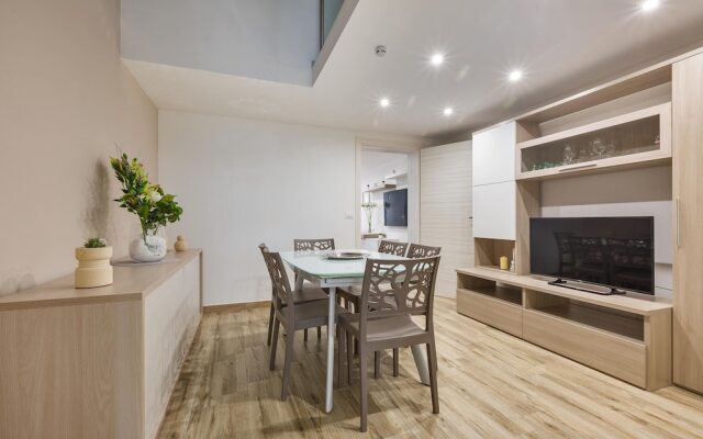 2252 Suite 79 by Barbarhouse